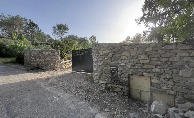 Mur en pierre traditionnelle sur la commune de Saint Clément de Rivière, Saint-Clément-de-Rivière, RJ Aménagements Extérieurs